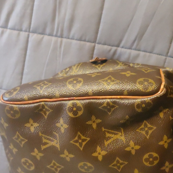 Louis Vuitton Speedy 40 - Picture 7 of 8